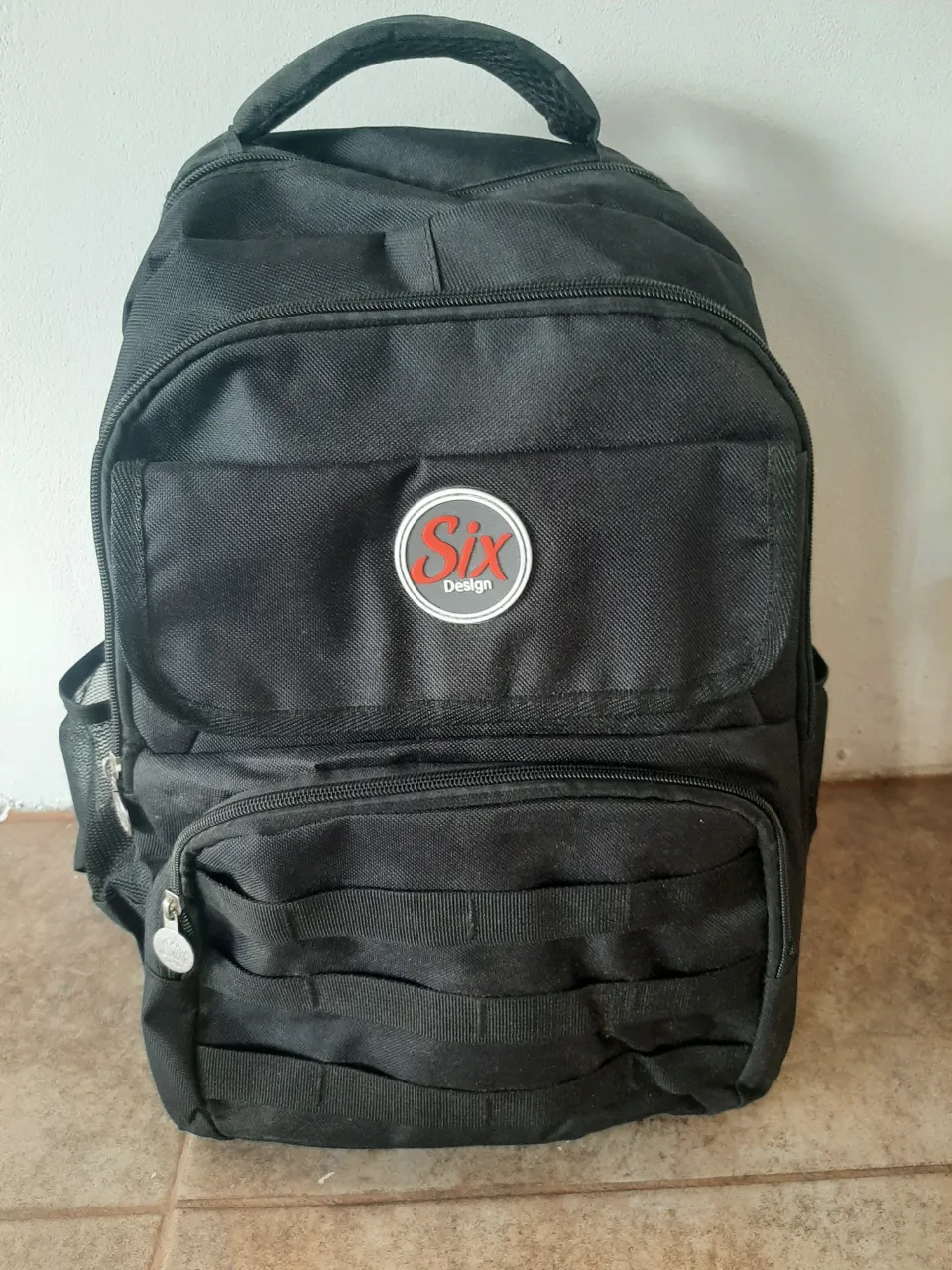 Mochila Six design
