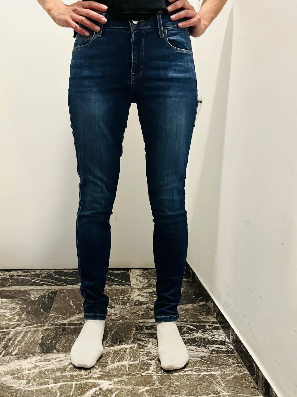 Jean GUESS - imagen 1