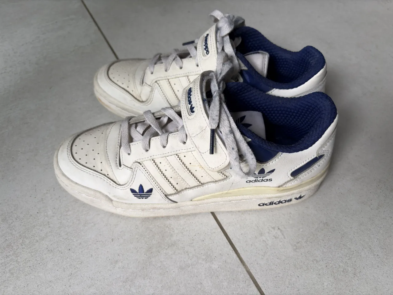 Zapatillas adidas - Vista 2