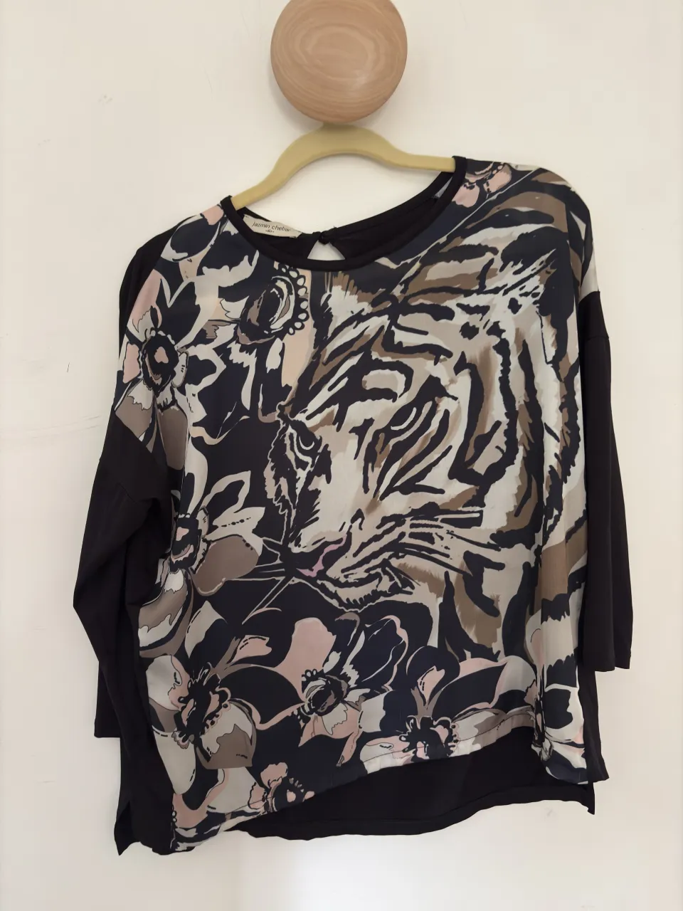 Remera Jazmín Chebar - imagen 5