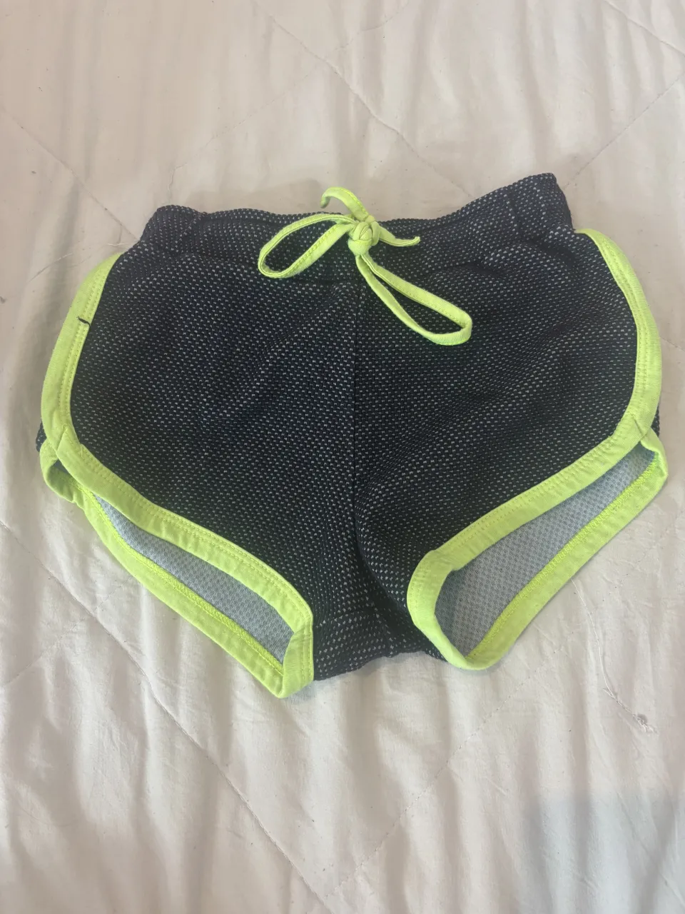 Bermuda Sport line