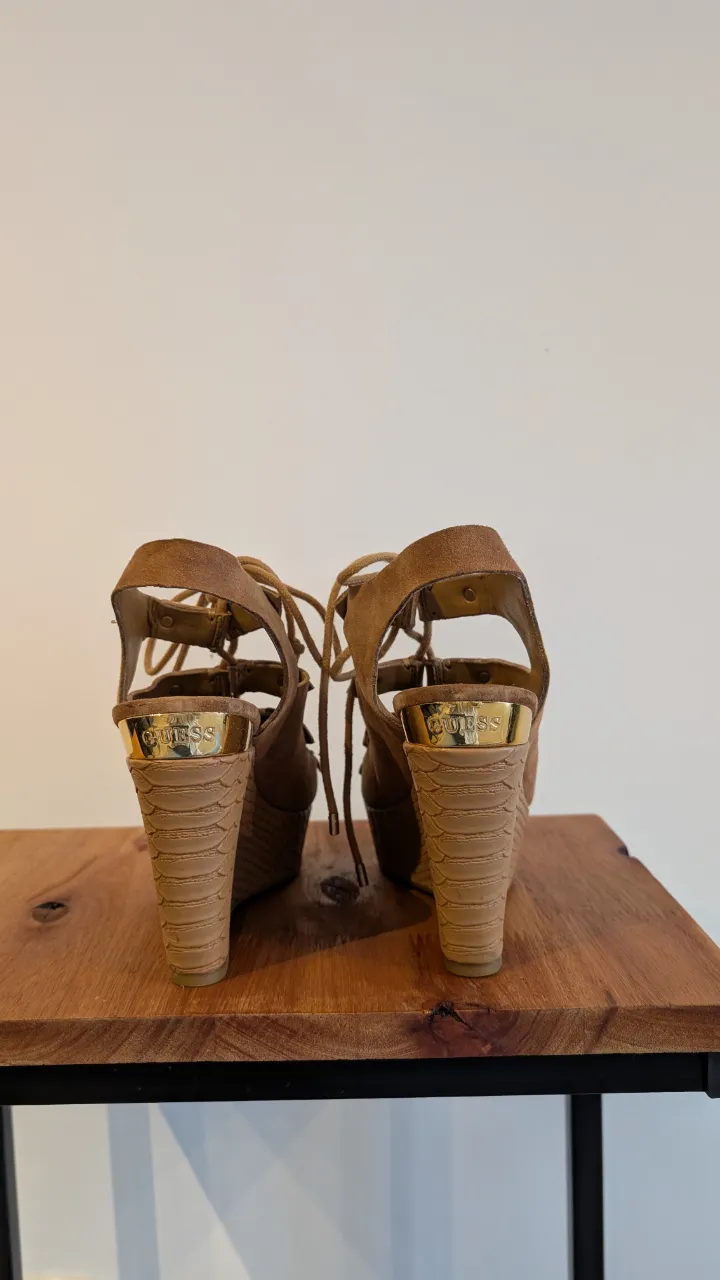 Tacos GUESS - imagen 3