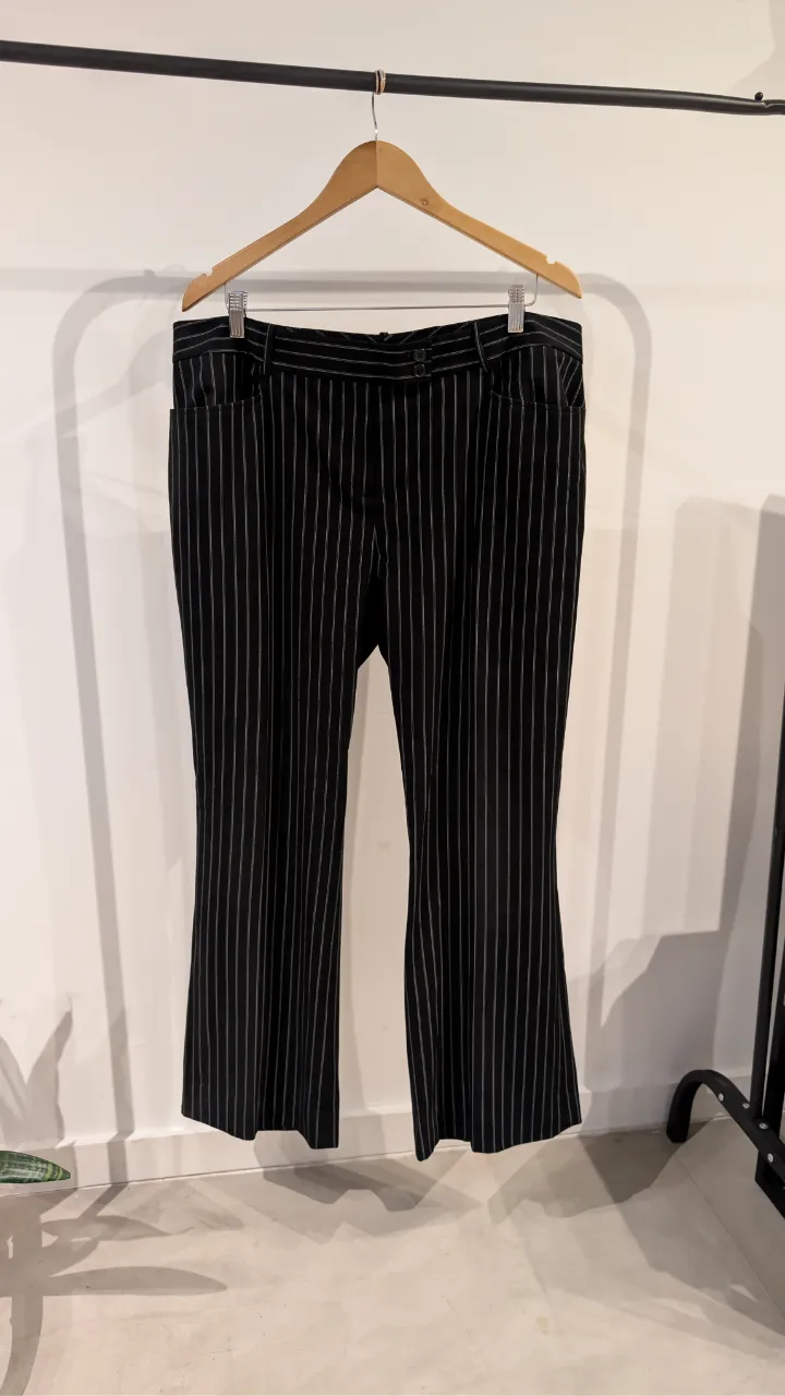 Pantalón Tahari arthur s. levine - imagen 1