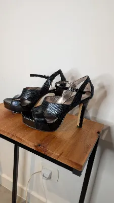 Nine West