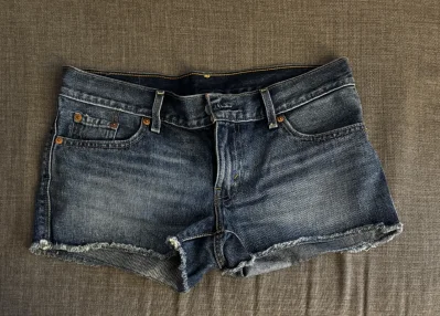 Levi's