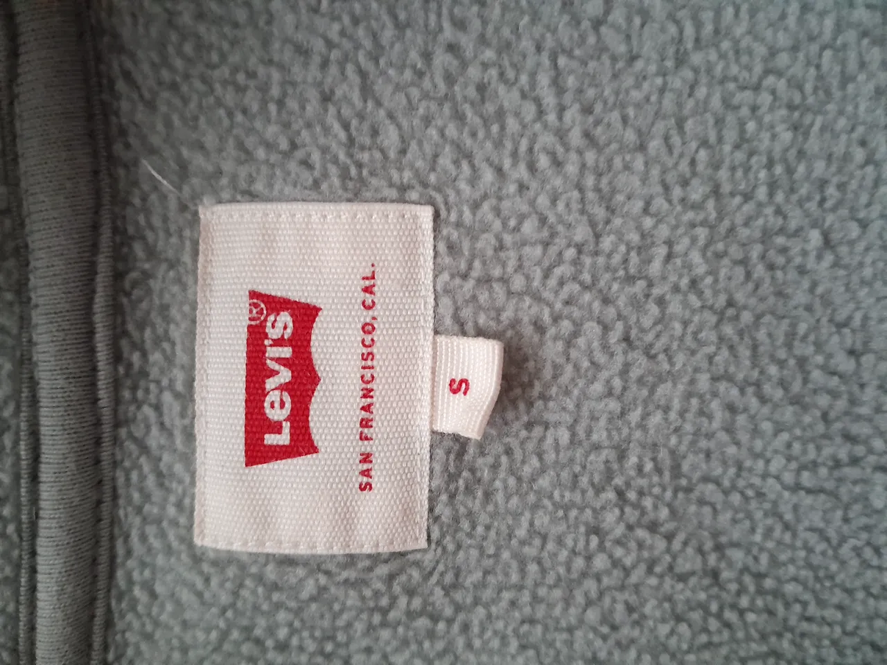 Buzo Levi's - Vista 2