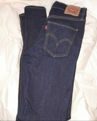 Levi's