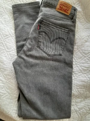 Levi's