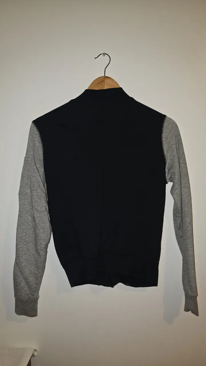 Campera Converse - Vista 2