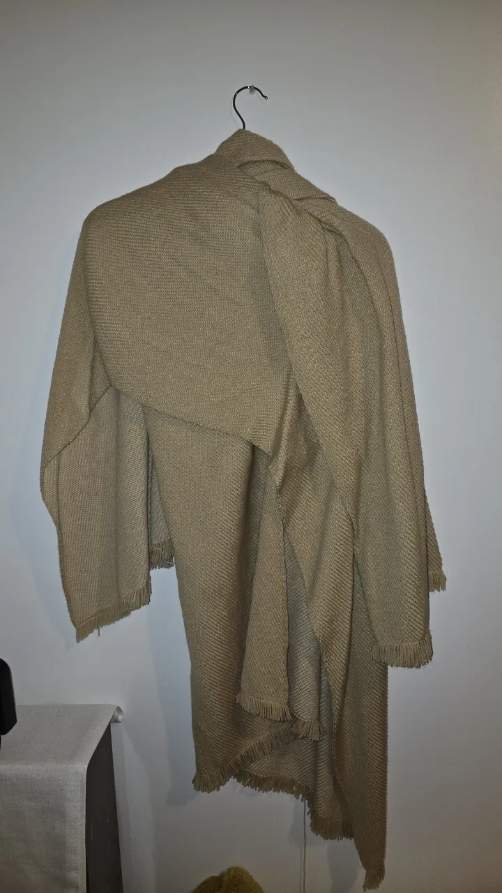 Poncho Sin marca - imagen 3