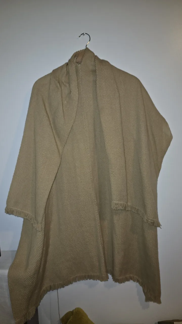 Poncho Sin marca - imagen 1
