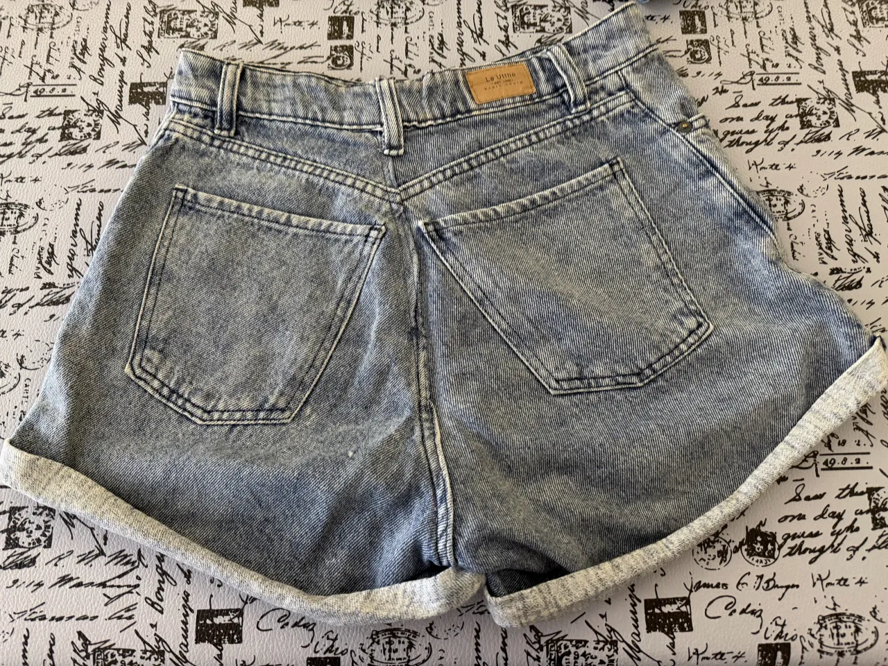 Short Le Utthe - imagen 4