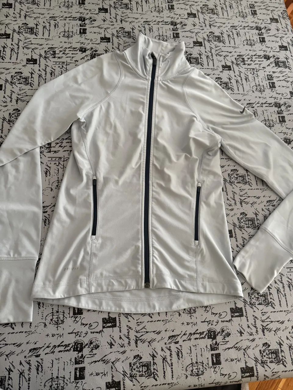 Campera Nike - imagen 1