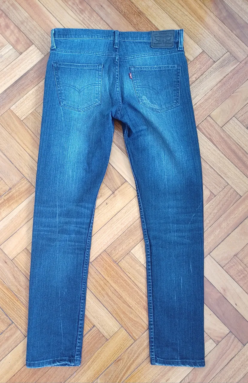 Jean Levi's - Vista 5