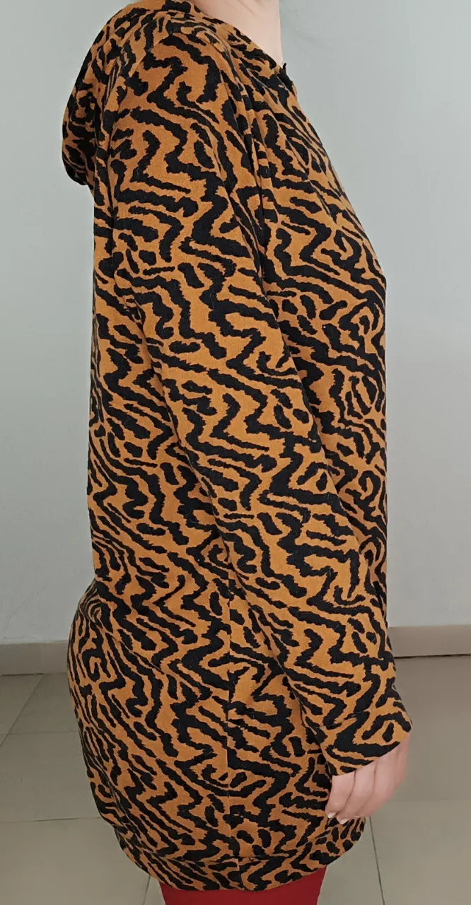 Buzo Ropa de diseño - imagen 3