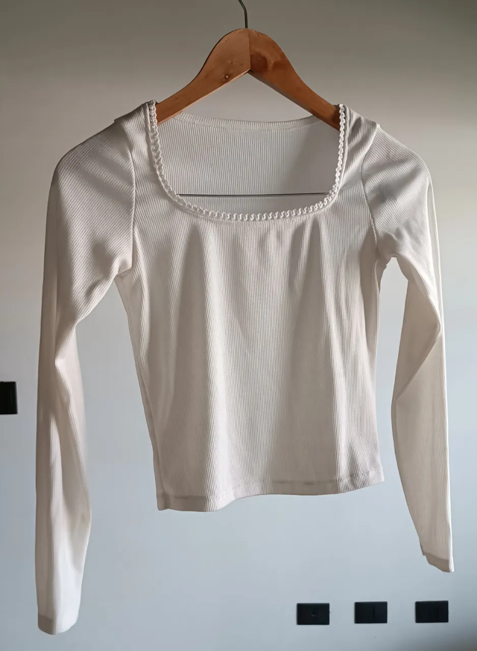 Remera Ropa de diseño - imagen 1