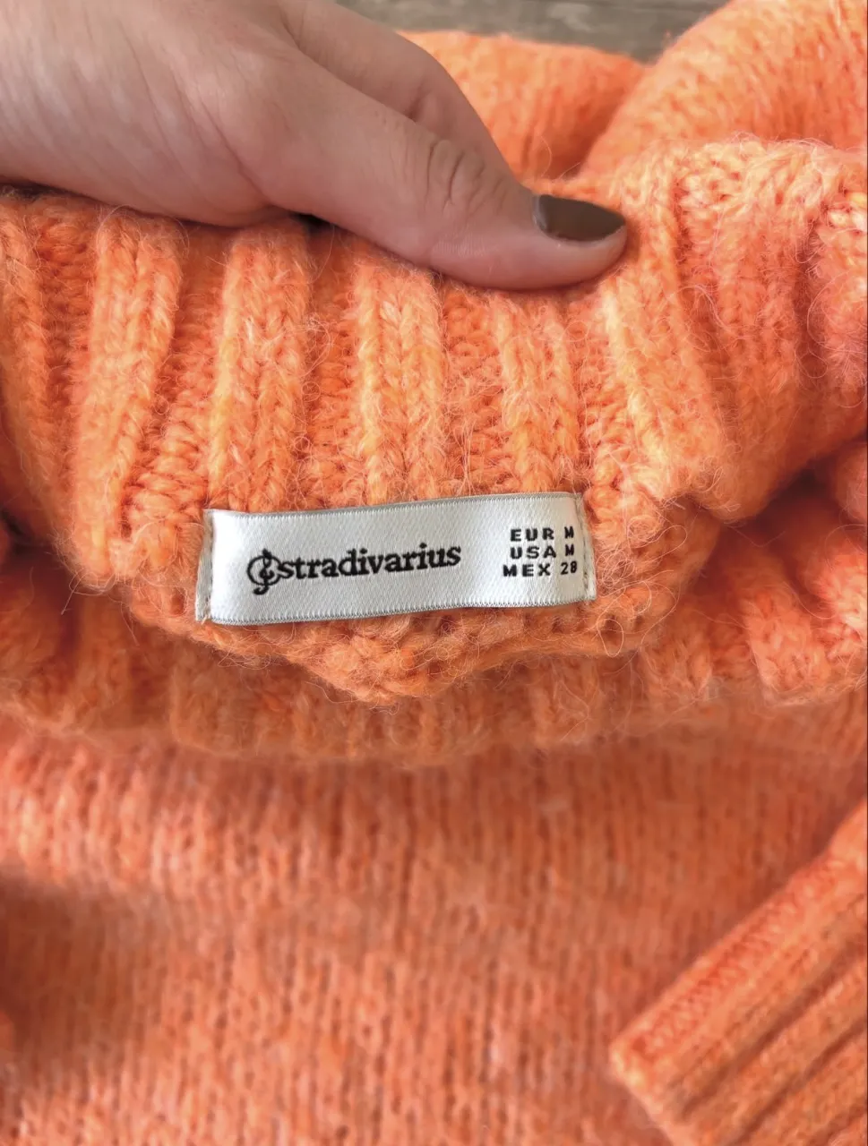 Polera Stradivarius - imagen 3