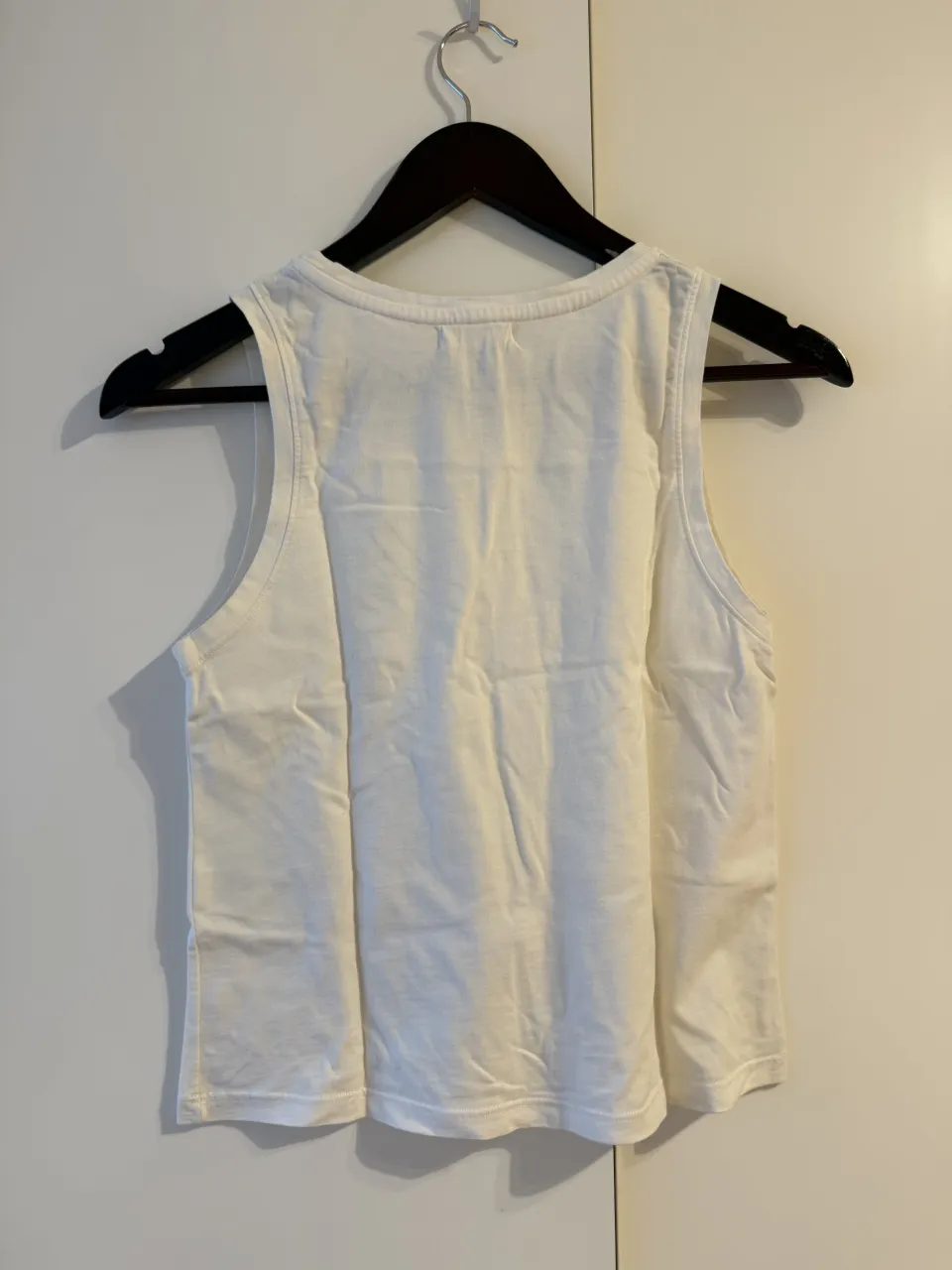 Musculosa Sofia Sarkany - imagen 2