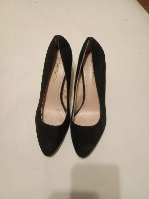 Zara Basic