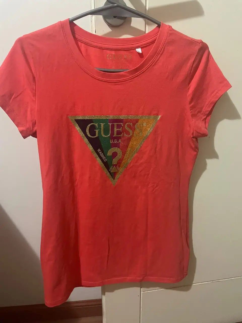 Remera GUESS - imagen 1