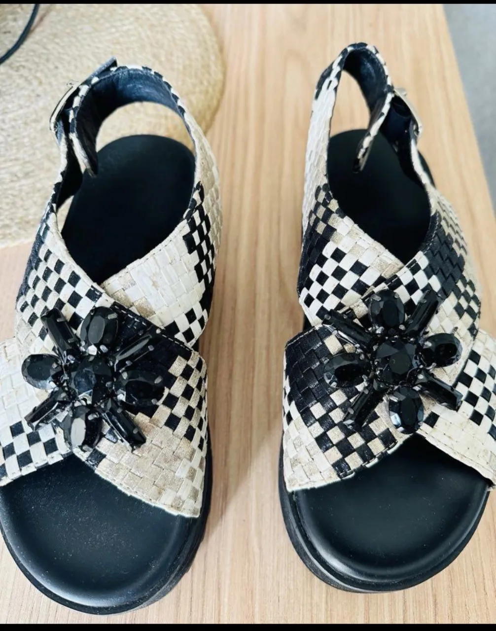 Sandalias Sarkany - imagen 1