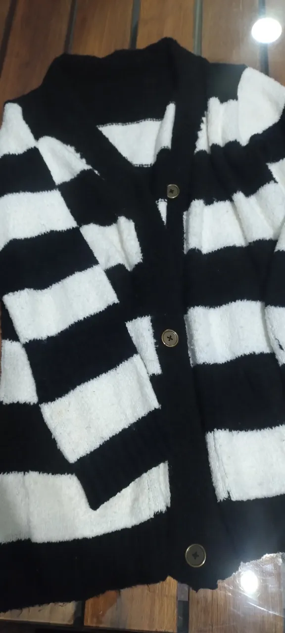 Cardigan Sin marca - Vista 3