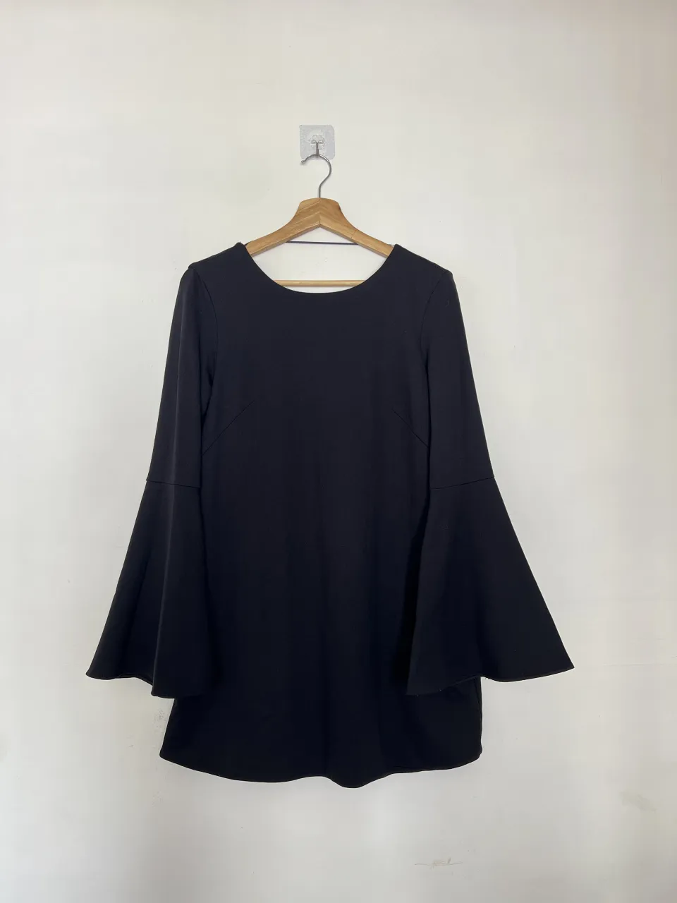Vestido CHER. - Vista 3
