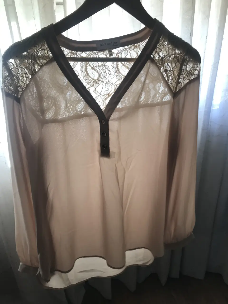 Blusa faith and joy - imagen 2