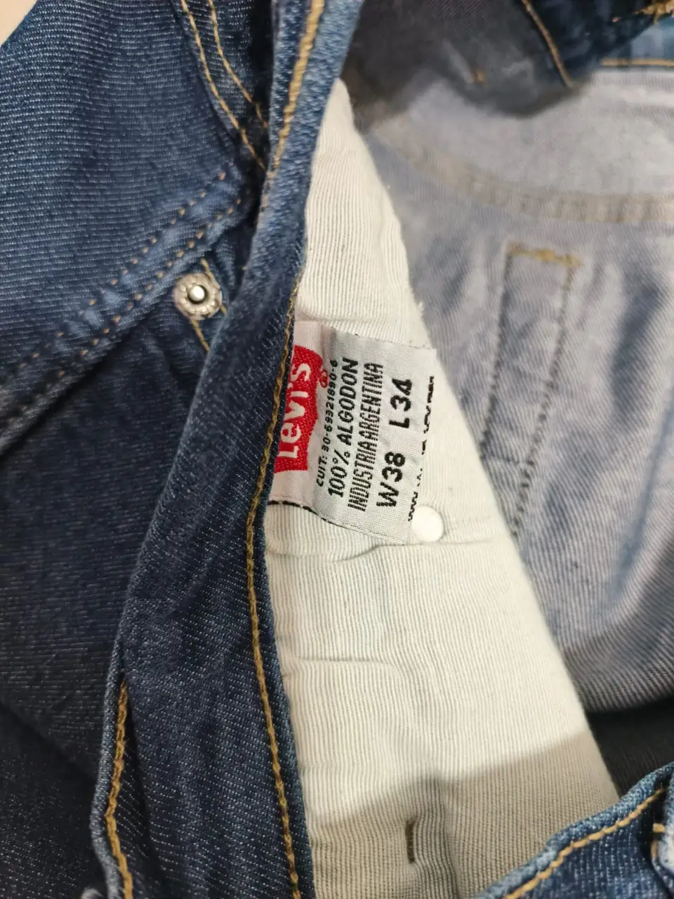 Bermuda Levi's miniatura 2
