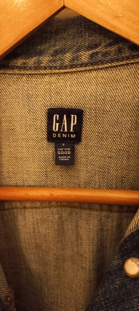 Campera GAP - imagen 2