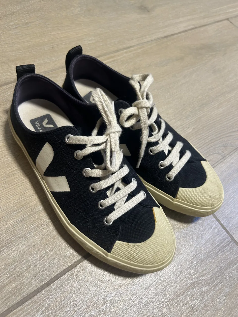 Zapatillas Veja - imagen 1
