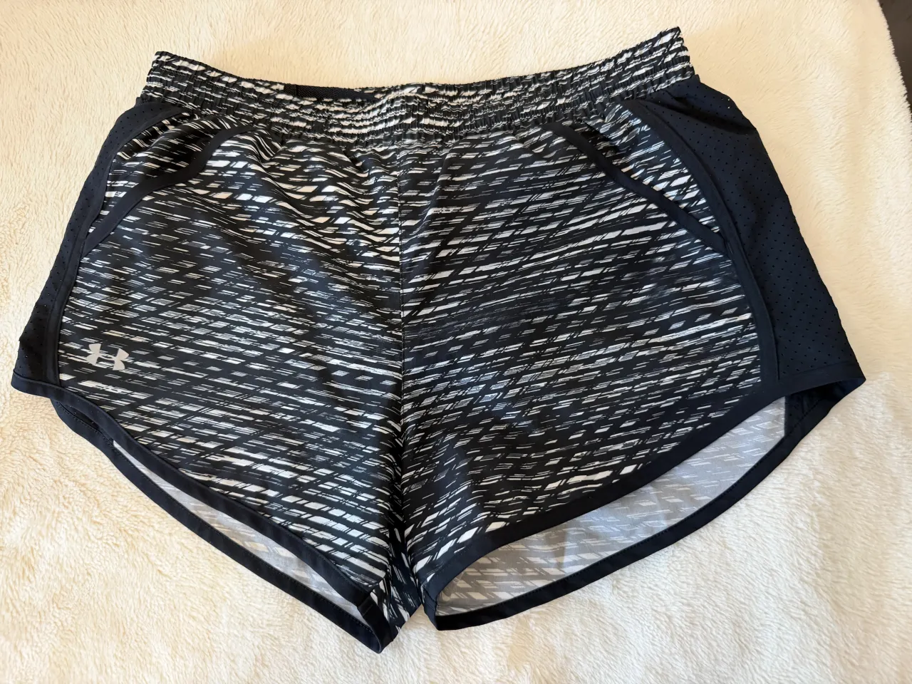 Short Under Armour - imagen 1