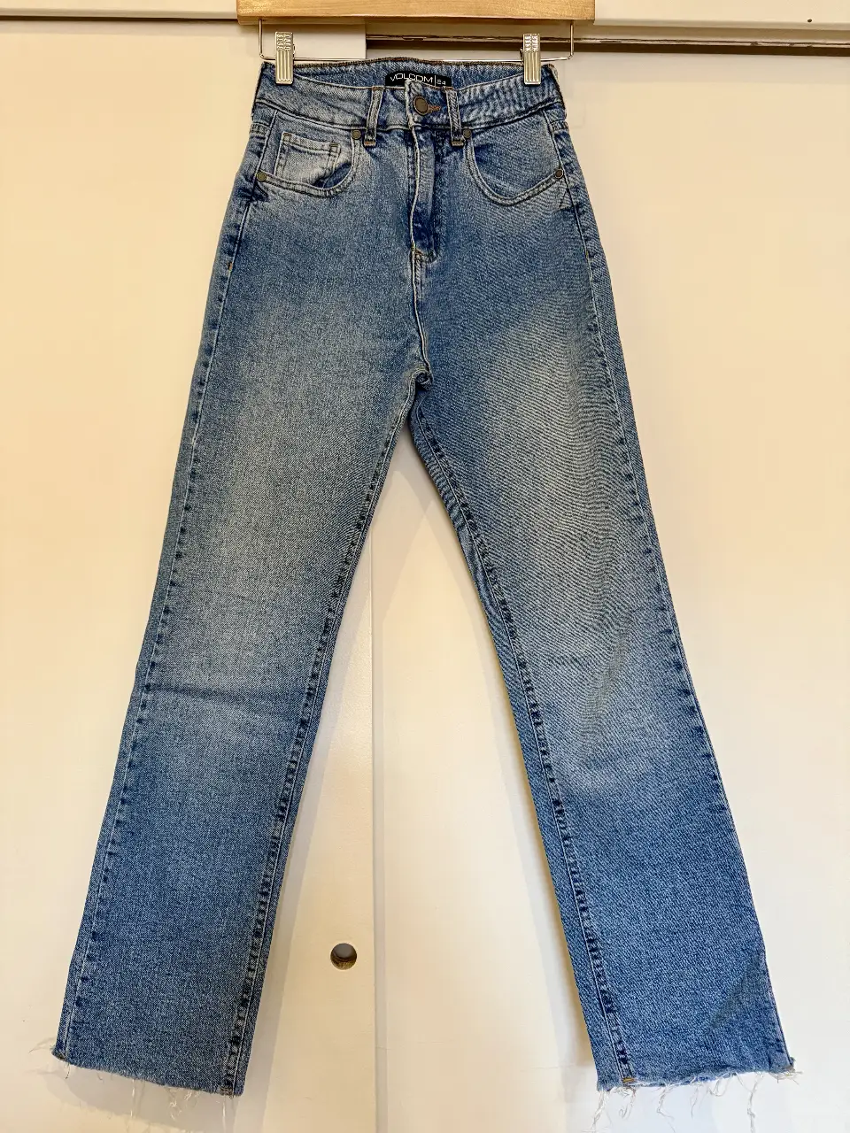 Jean Volcom - imagen 1