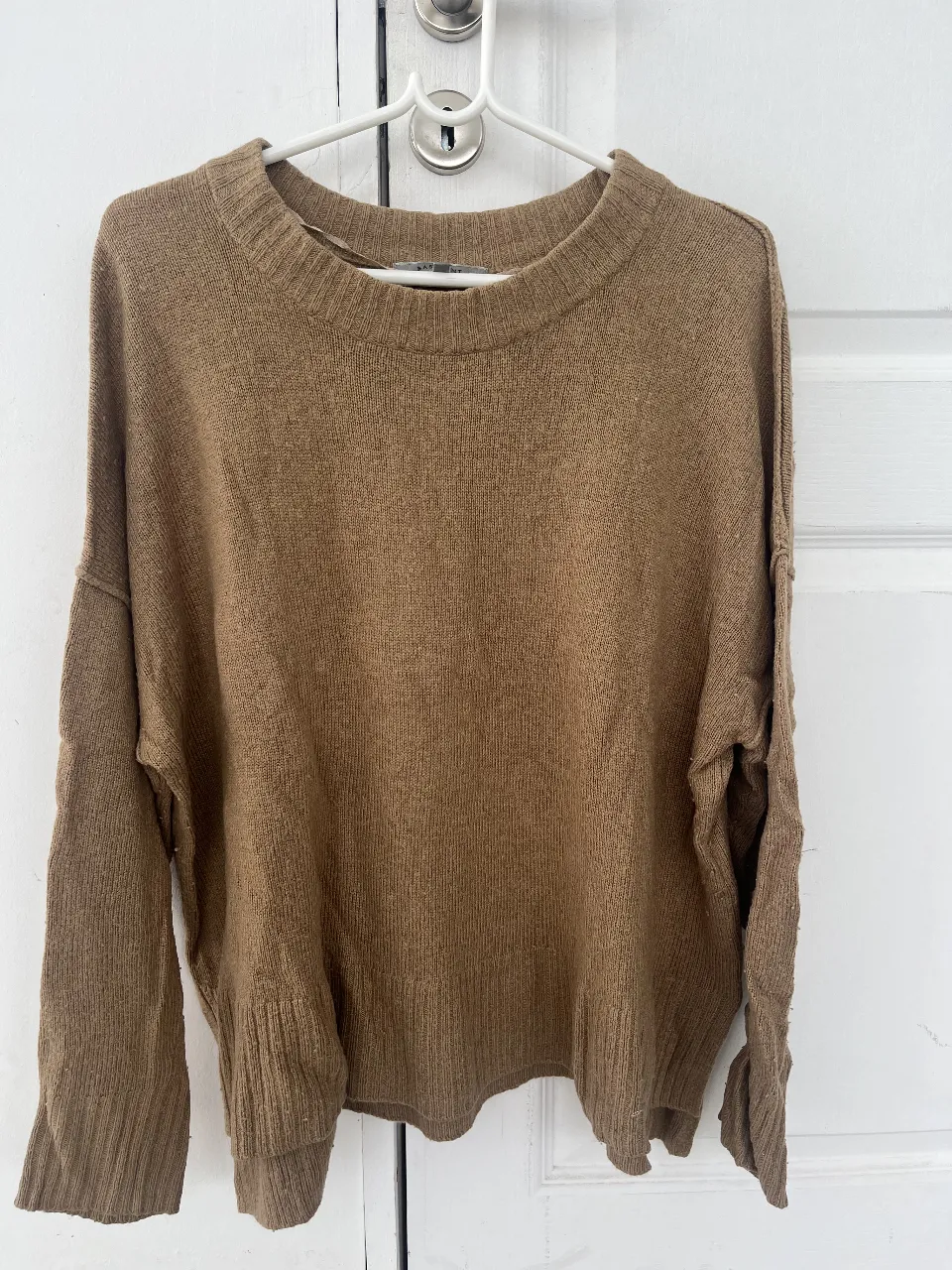Sweater Basement - imagen 1