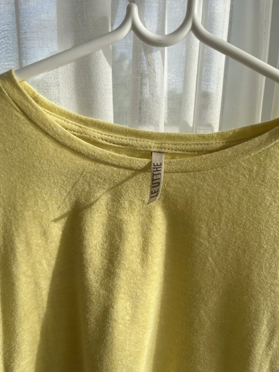 Remera Leuthe - imagen 2