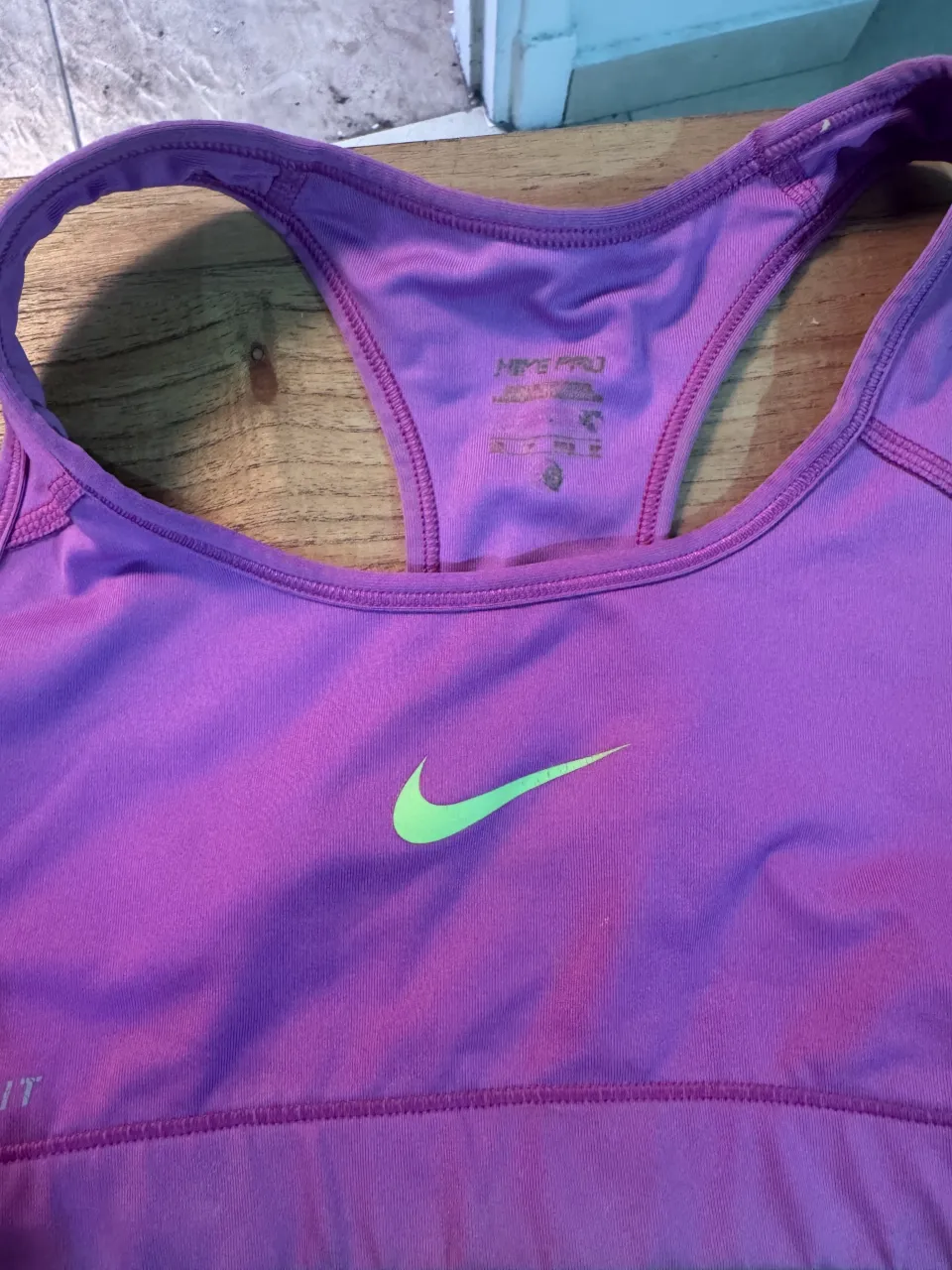 Top Nike - imagen 2
