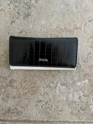 Billetera Isadora