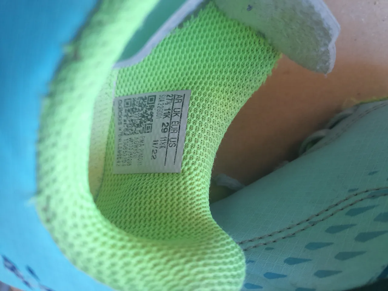 Botín de fútbol adidas - imagen 3