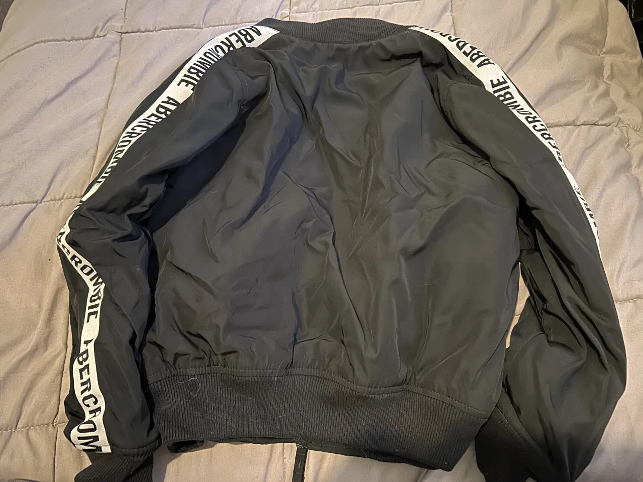 Campera bomber Abercrombie & Fitch - imagen 3