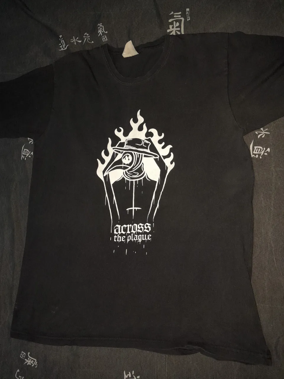 Remera Across the rainbow - Vista 3