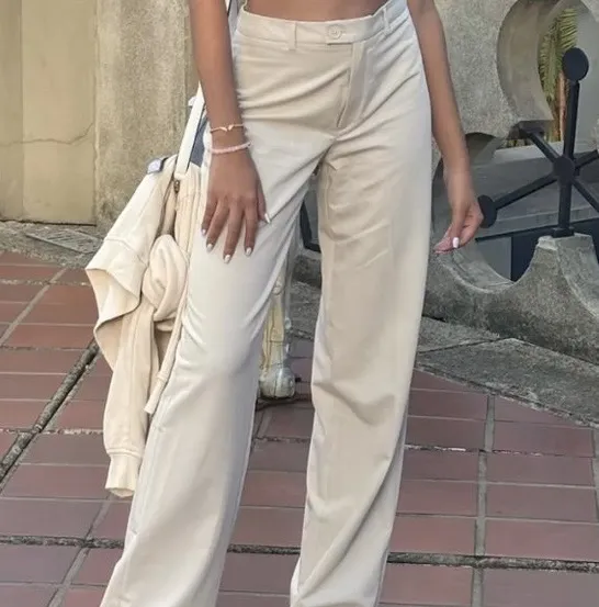 Pantalón Stradivarius - imagen 2