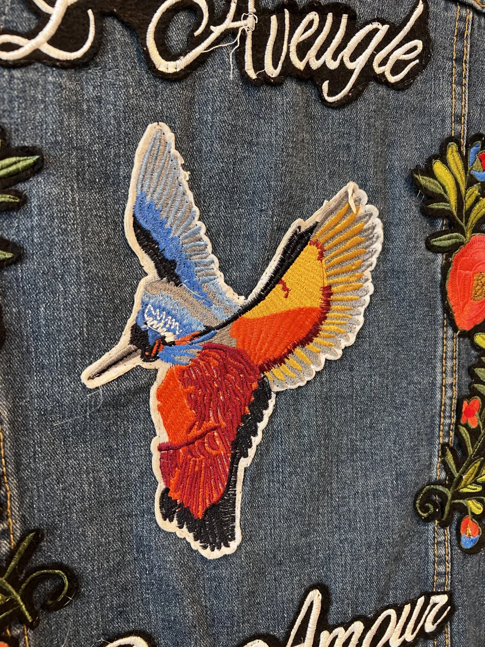 Campera A ≠ - imagen 6