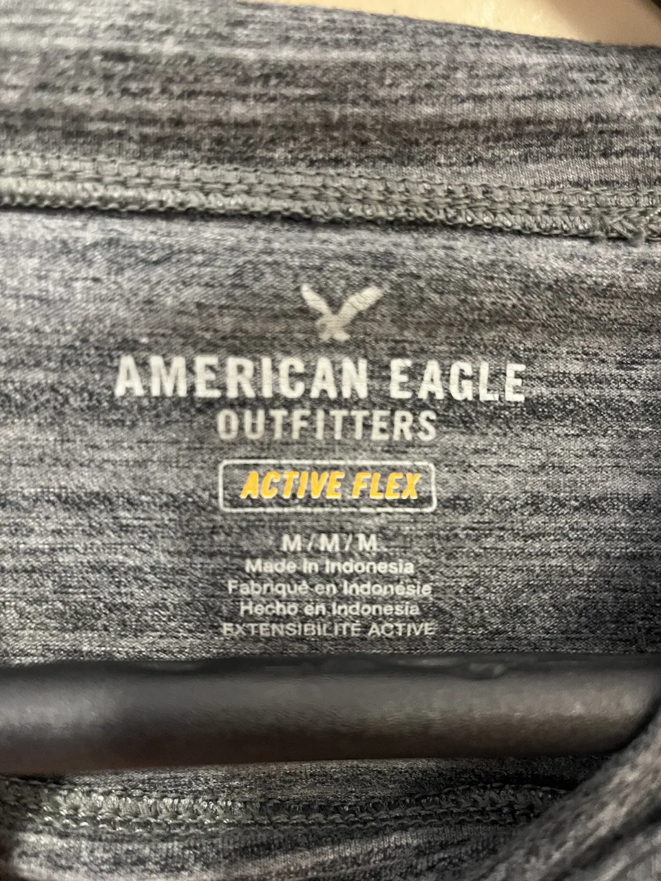 Buzo American Eagle Outfitters - imagen 4