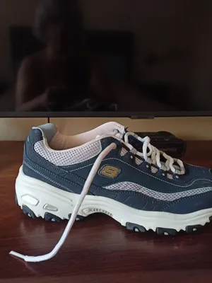 Skechers