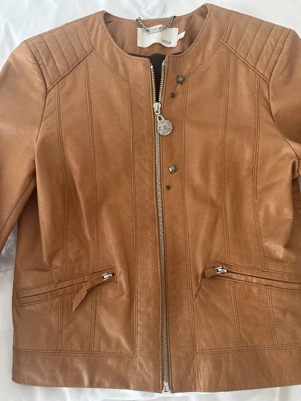 Campera Uma - imagen 2