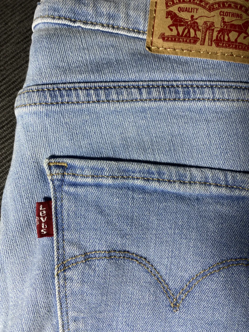 Jean Levi's - imagen 8