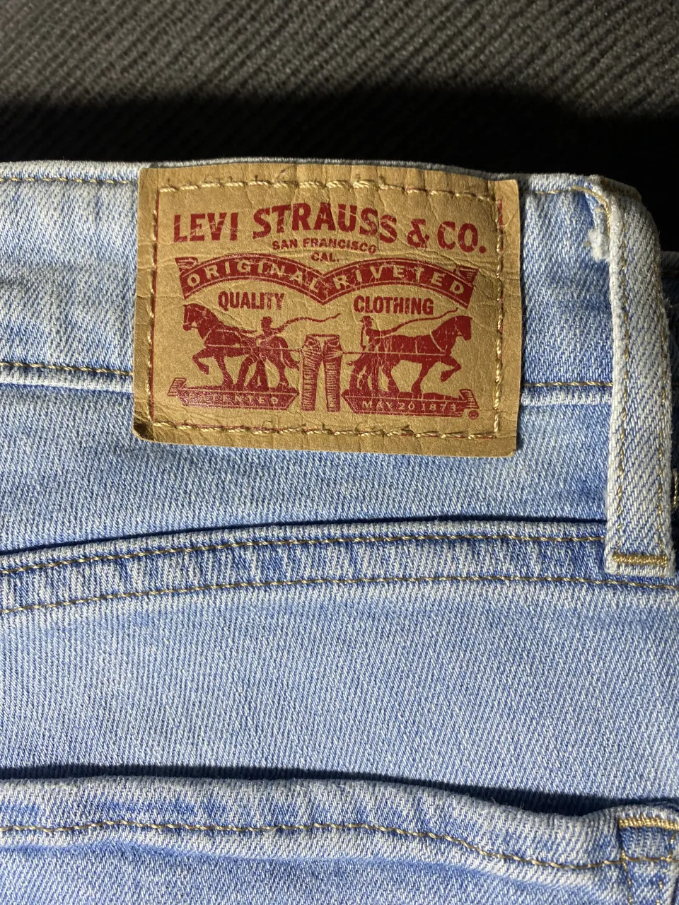 Jean Levi's - imagen 5