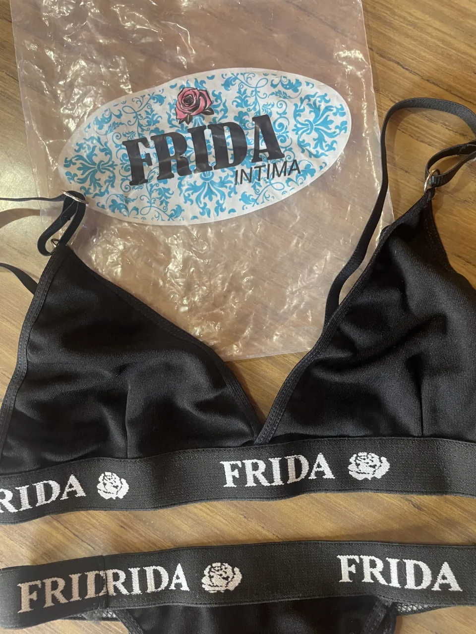 Conjunto Frida íntima - imagen 2