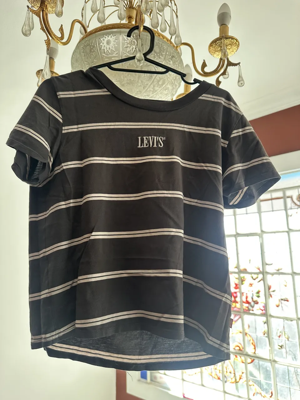 Remera Levi's - Vista 3