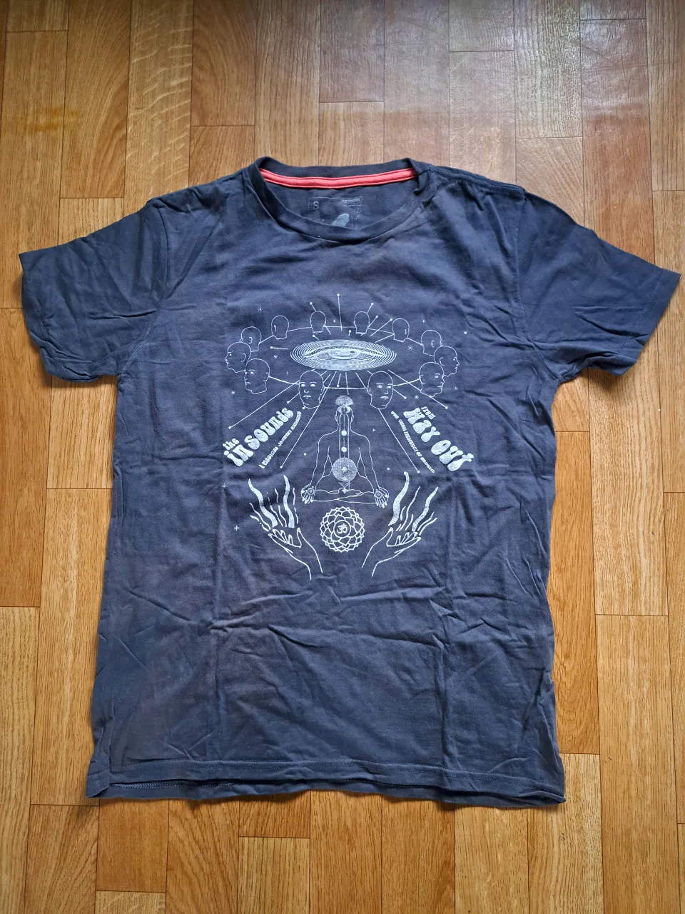 Remera Rethink - imagen 1